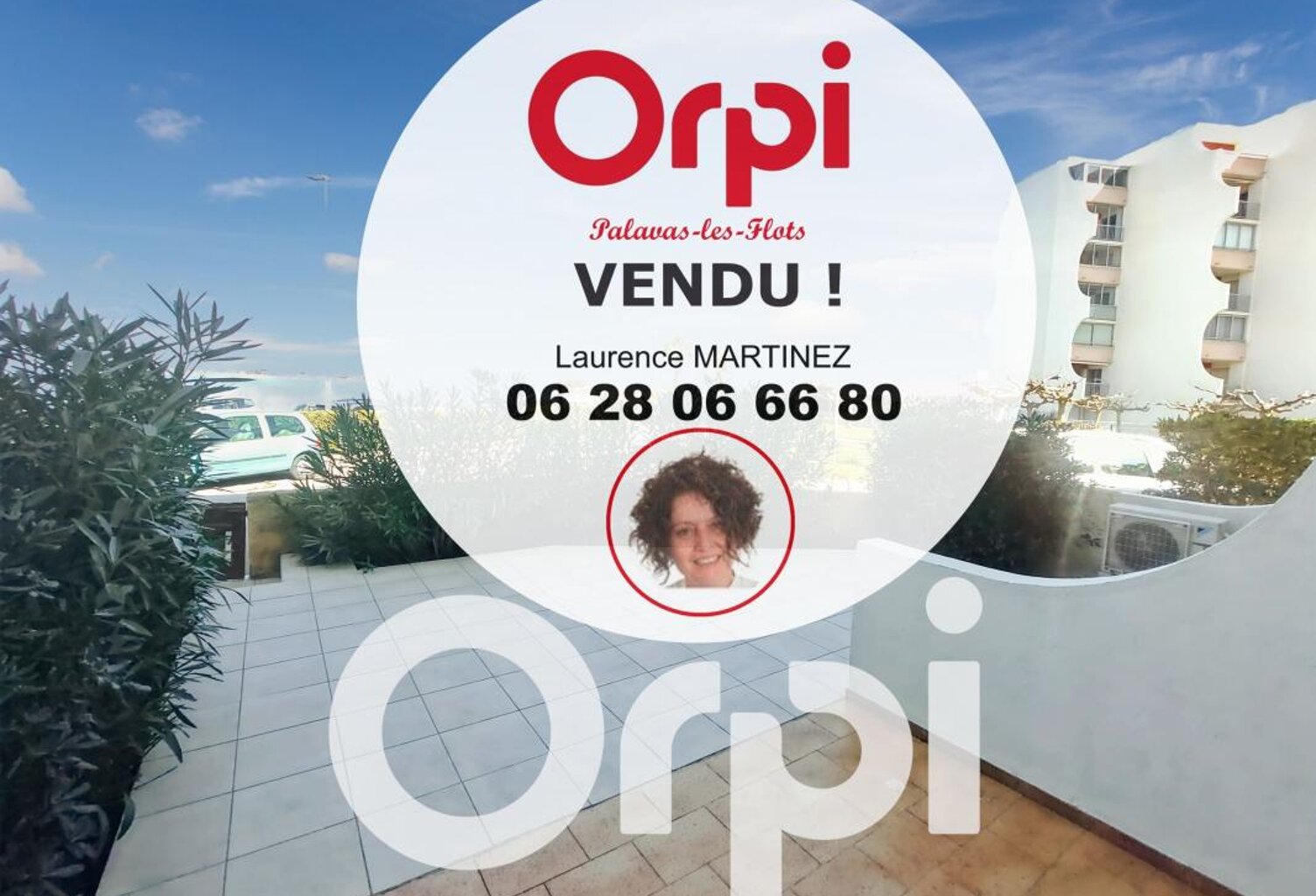 À Vendre à Palavas-Les-Flots–  T2 en Bord de Mer avec Grande Terrasse & Parking Privé – 254 500 € — photo 1