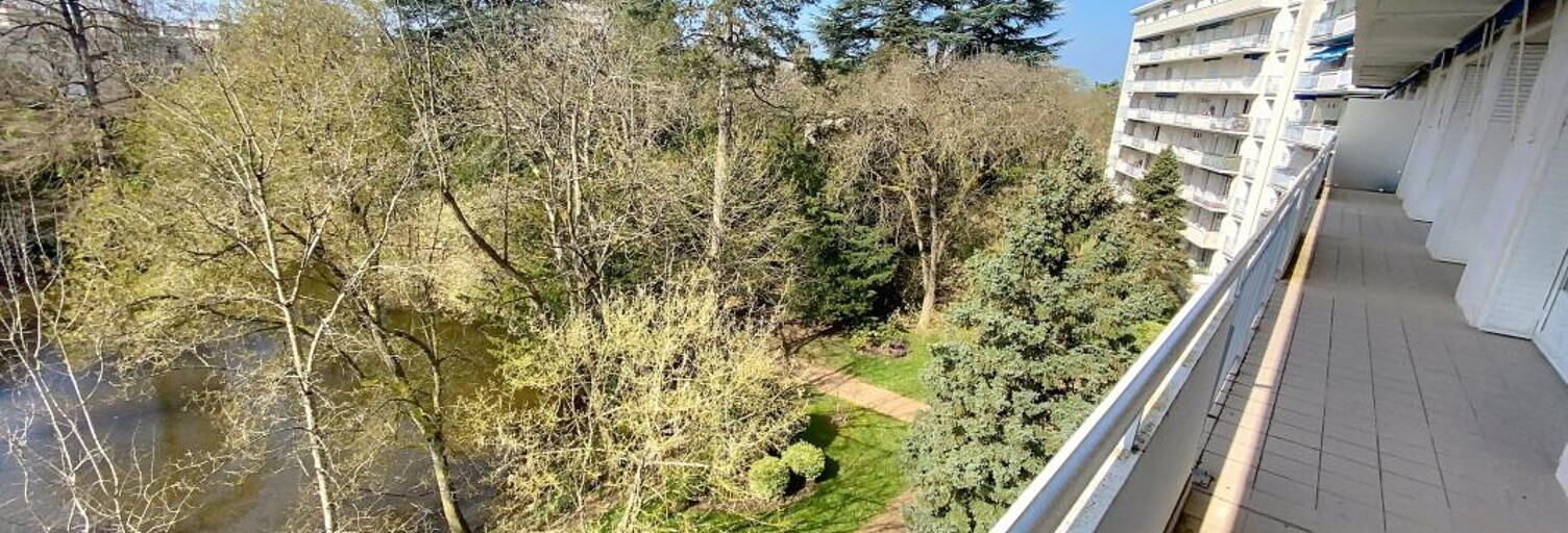 Appartement 6 Pièces 157 m² à vendre à Joué-lès-Tours (37300)