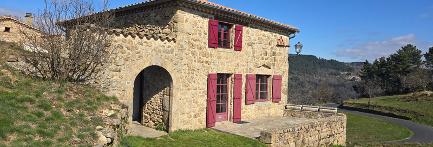 Maison 7 Pièces 140 m² à vendre à Gluiras (07190)