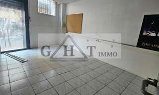 Commerce  226 m² à vendre à Charenton-le-Pont (94220)