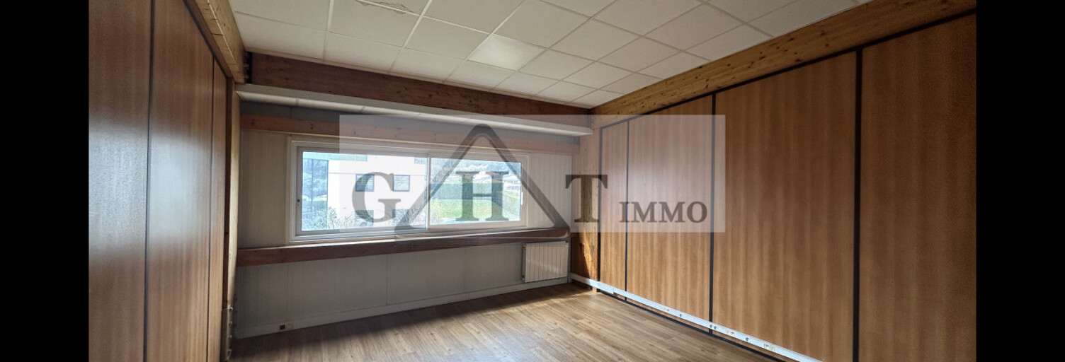 Bureau  226 m² à louer à Linas (91310)