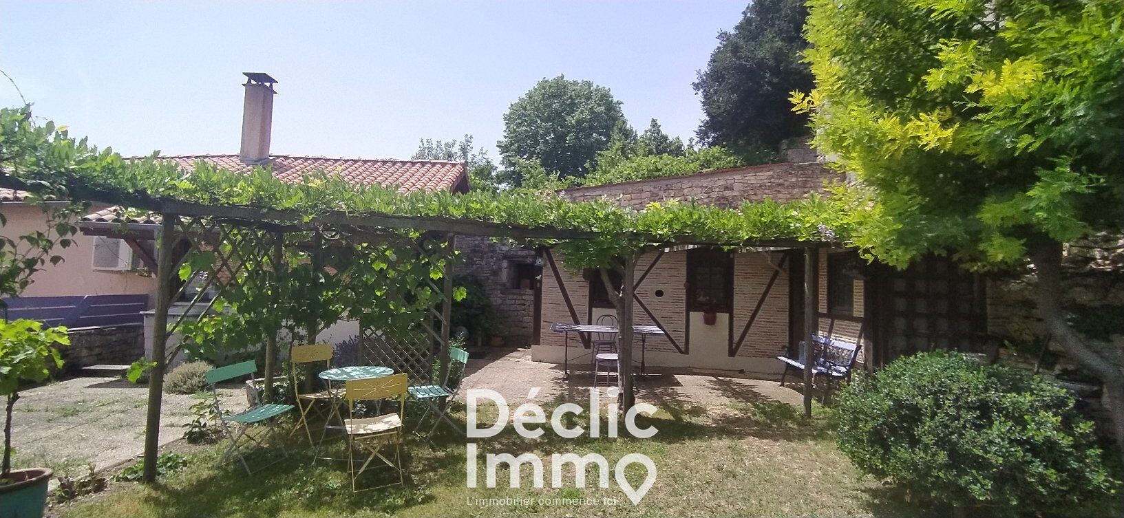 Villa / Maison  T7 à vendre Ruffec 16700