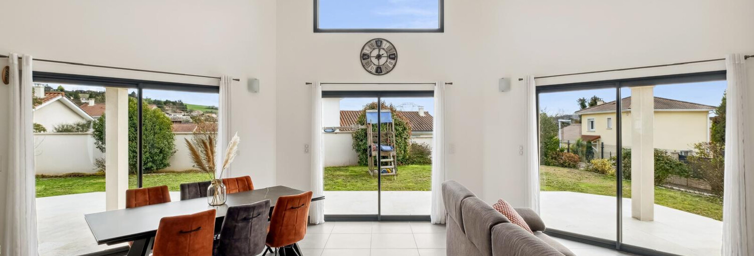 Maison 5 Pièces 140 m² à vendre à Luzinay (38200)