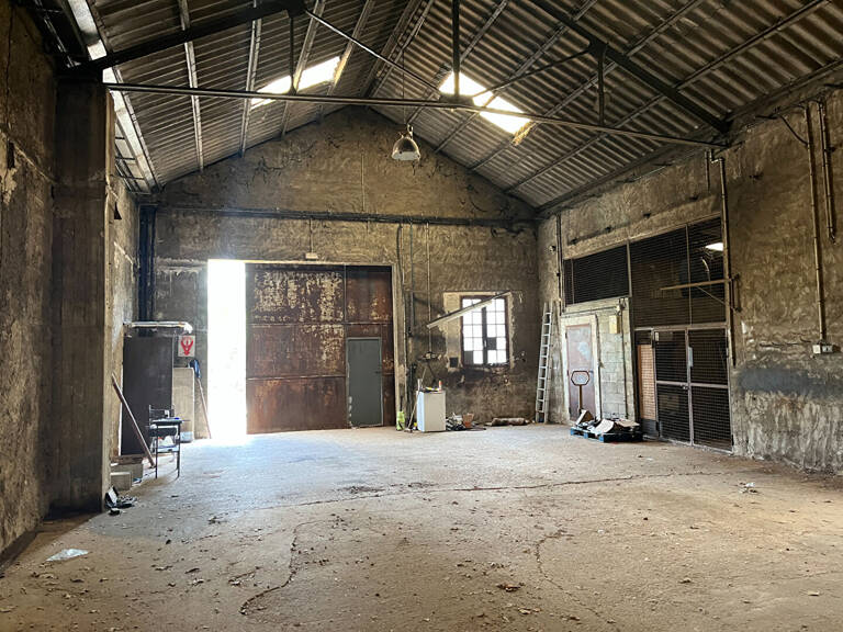 Entrepôt / local industriel  220m2 Saignon — photo 1