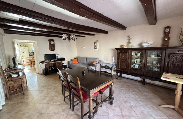 Maison à rénover au cœur de Bourgneuf — photo 3