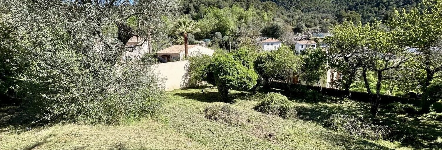 Terrain  640 m² à vendre à Tourrette-Levens (06690)