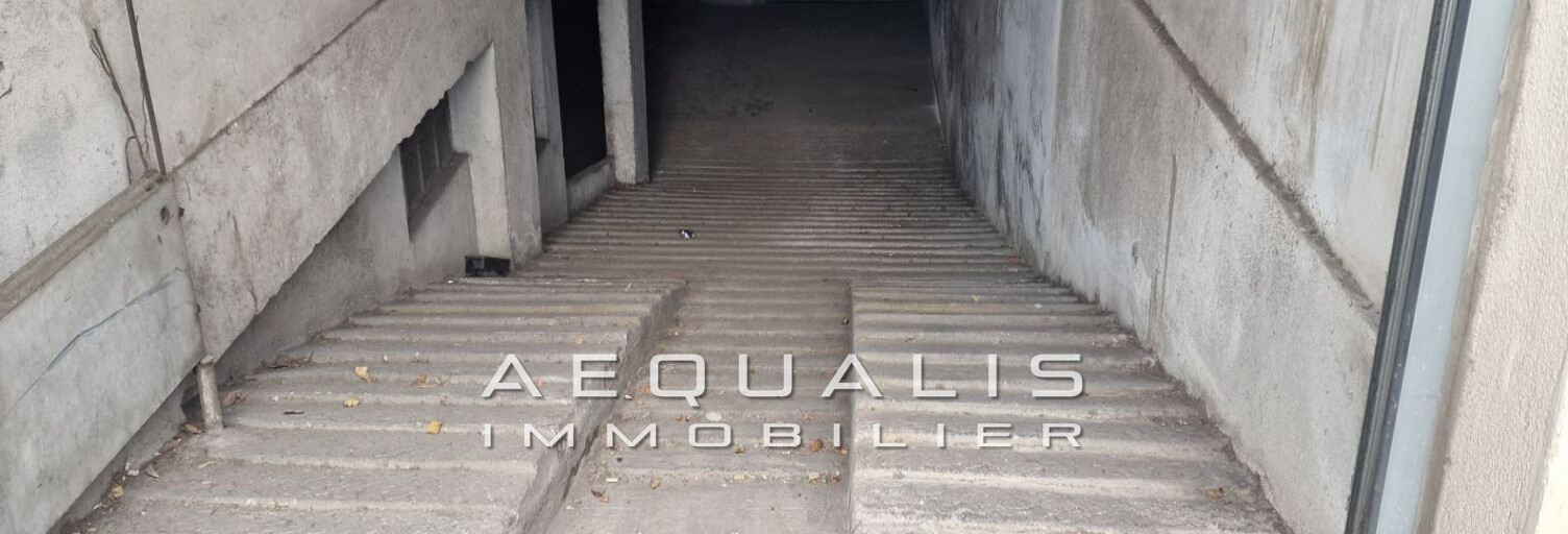 Garage  8 m² à vendre à Saint-Laurent-du-Var (06700)