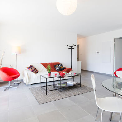 Appartement 3 pièces 243000 €