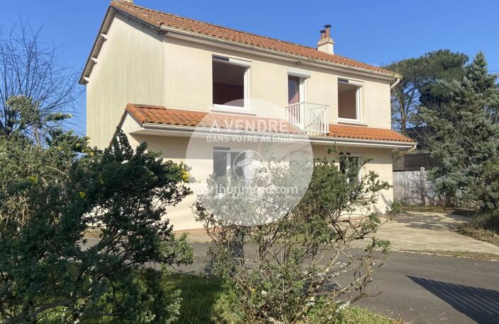 Maison de 120 m2, 5 garages sur terrain clos de plus de 1000 m² — photo 3