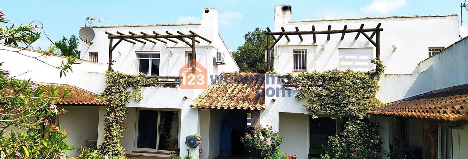 Maison 10 Pièces 320 m² à vendre à Saintes-Maries-de-la-Mer (13460)