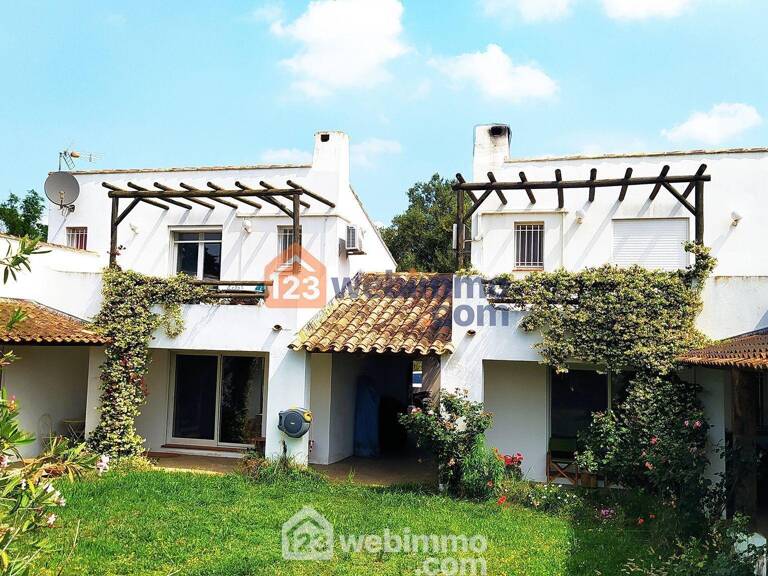 Mas - 320m² - Saintes-Maries-de-la-Mer — photo 1