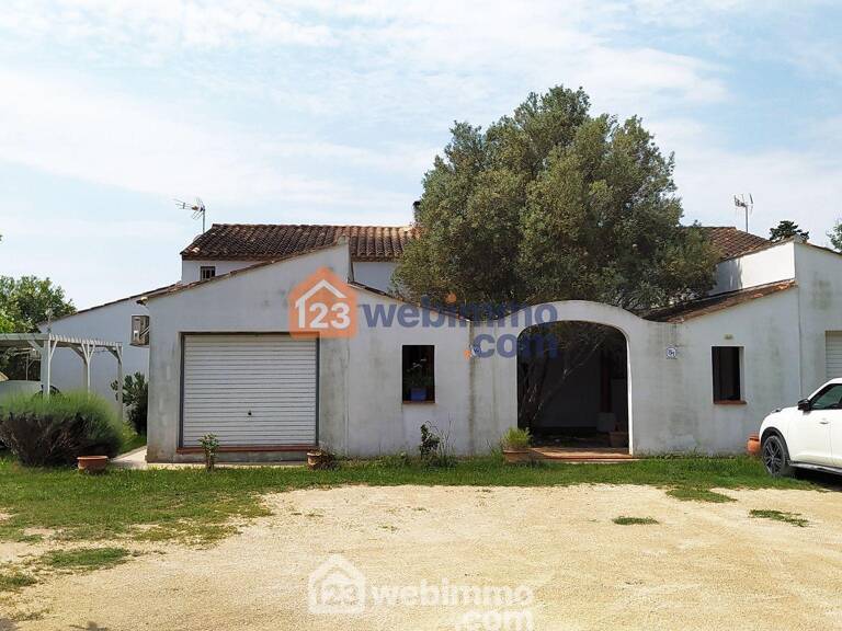 Mas - 320m² - Saintes-Maries-de-la-Mer — photo 1