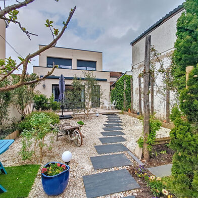 Maison 4 pièces 679250 €