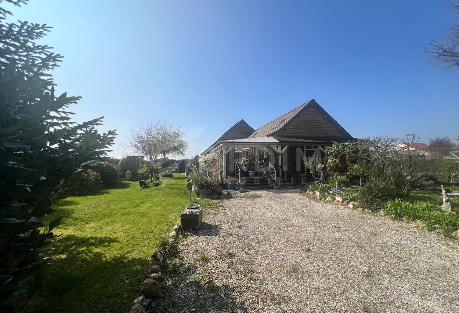 Maison Champignelles - A proximité du centre bourg — photo 1