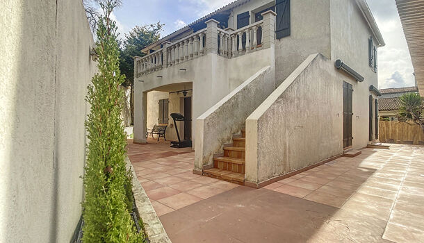 Villa / Maison 8 pièces  à vendre Marseille 16eme 13016