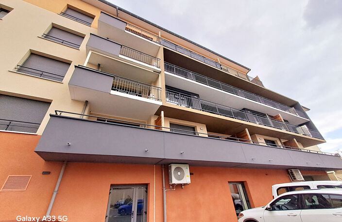 VENDU - Appartement Type 2  Neuf avec  sa place de stationnement privative — photo 2