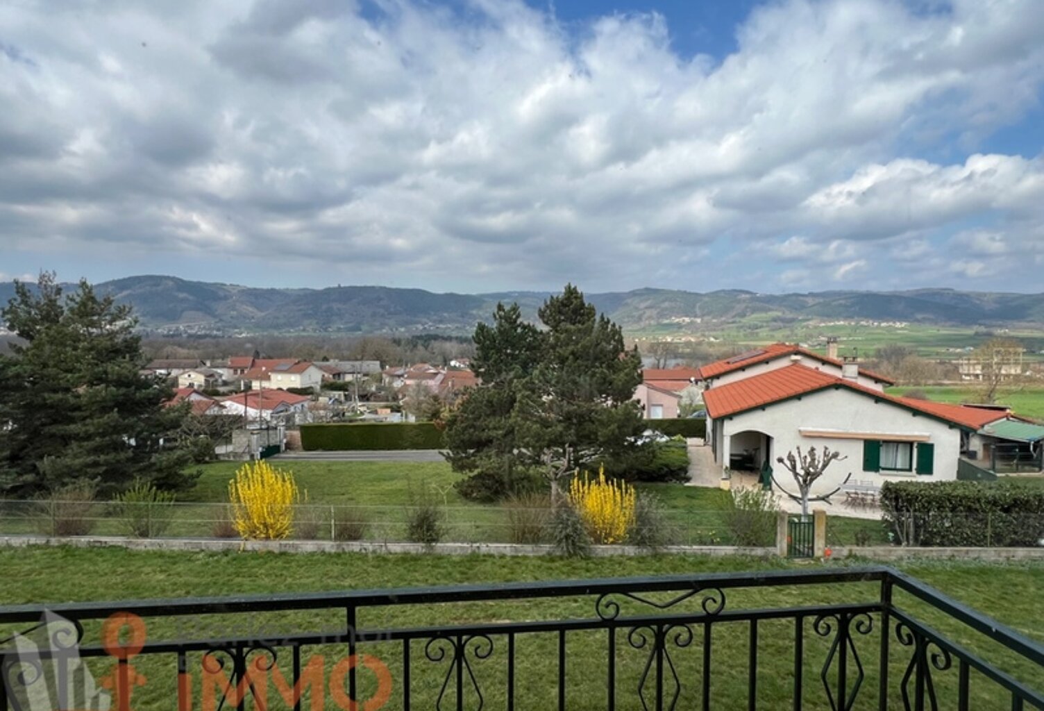 Maison 9 P+C — photo 1