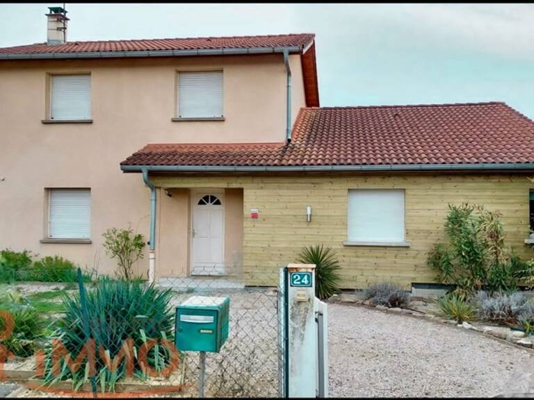 Villa — photo 1