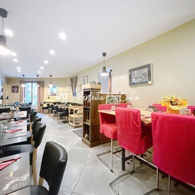 Commerce  220000 €