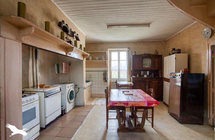 Maison en pierre de 5 pièces principales — photo 2