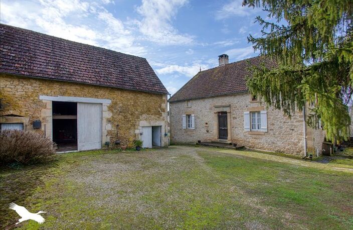 Maison en pierre de 5 pièces principales — photo 3