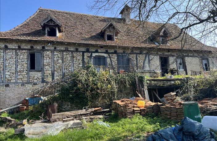 Maison en pierre de 3 pièces principales — photo 2