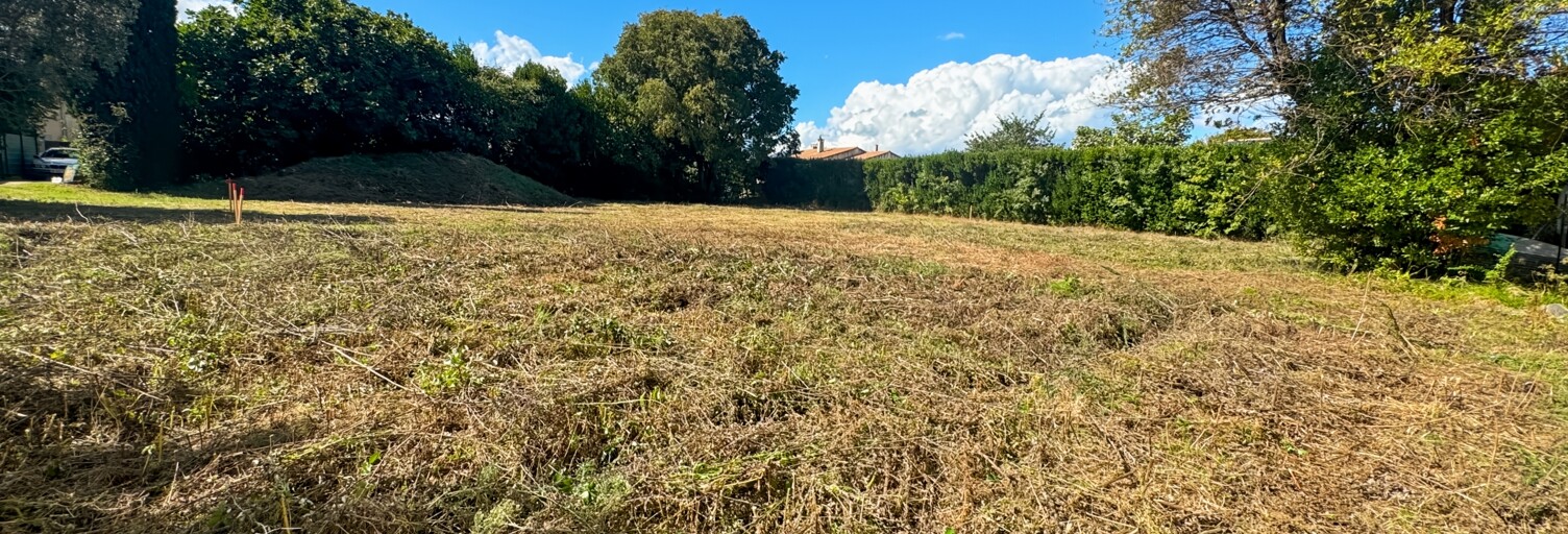 Terrain  650 m² à vendre à Maillane (13910)