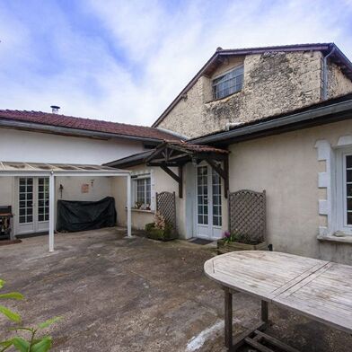 Maison 11 pièces 272896 €
