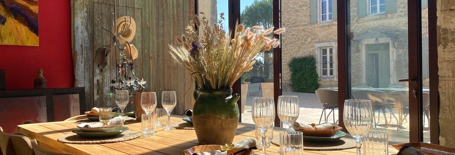 Maison 22 Pièces 855 m² à vendre à Gordes (84220)