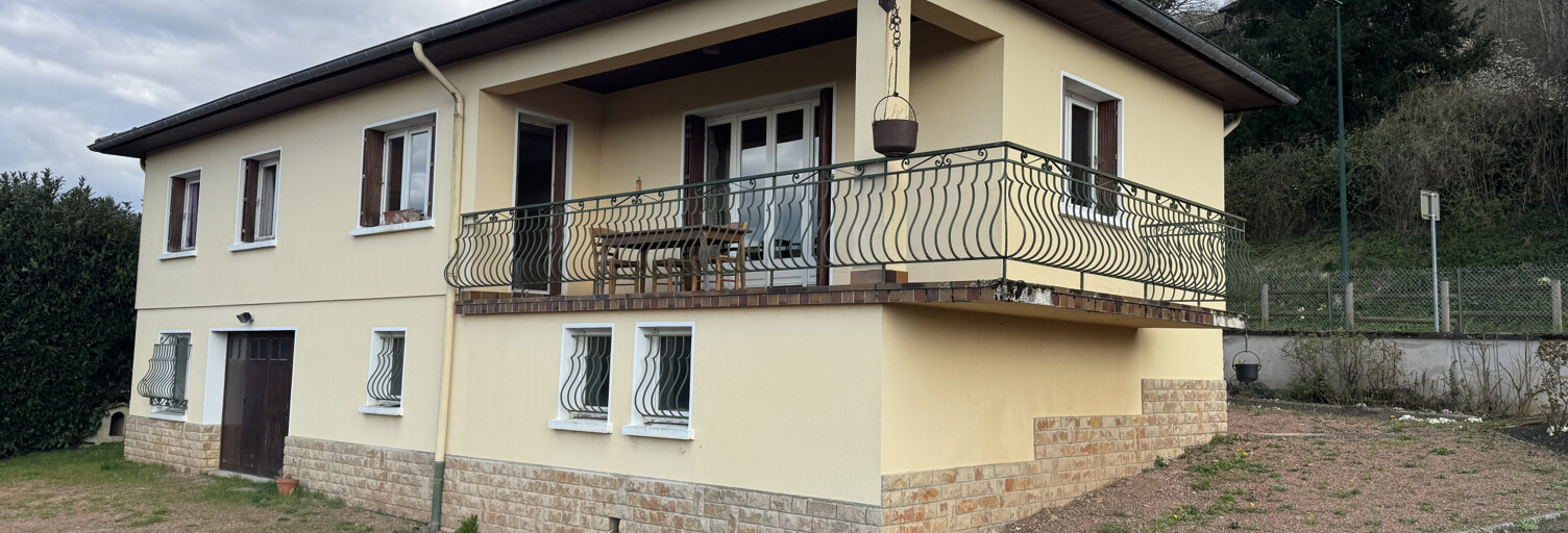 Maison 5 Pièces 105 m² à vendre à Thizy-les-Bourgs (69240)