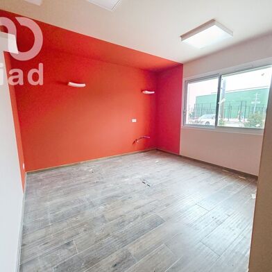 Commerce  210000 €