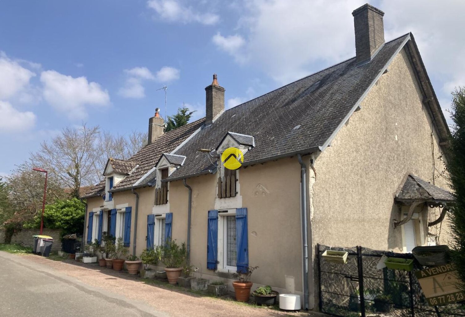 MAISON DE 7 PIECES 10 MN BLET — photo 1