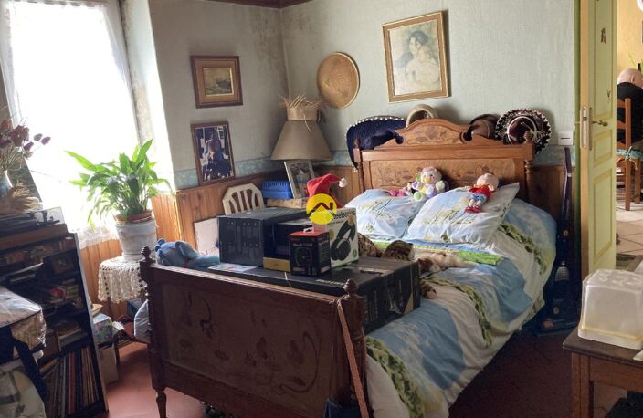 MAISON DE 7 PIECES 10 MN BLET — photo 5