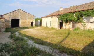 Maison 10 Pièces 400 m² à vendre à Garat (16410)