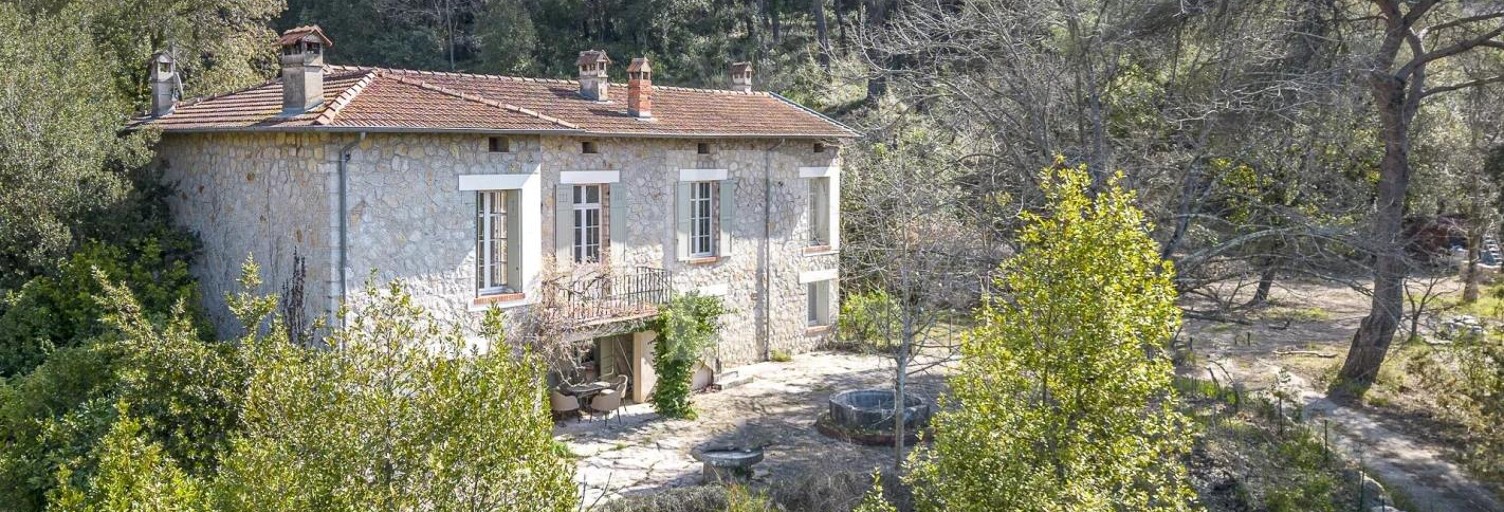 Maison 7 Pièces 300 m² à vendre à Mougins (06250)