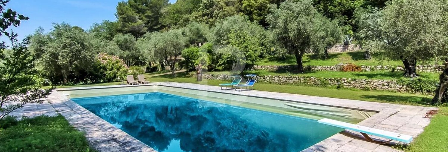 Maison 11 Pièces 260 m² à vendre à Grasse (06130)