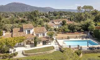 Maison 6 Pièces 196 m² à vendre à Le Rouret (06650)