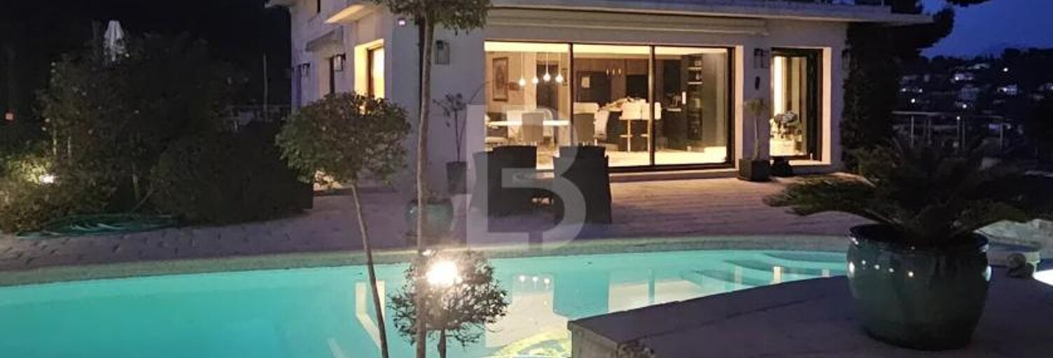 Maison 9 Pièces 358 m² à vendre à Saint-Paul-de-Vence (06570)