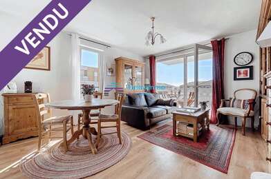 Appartement 3 pièces 220500 €