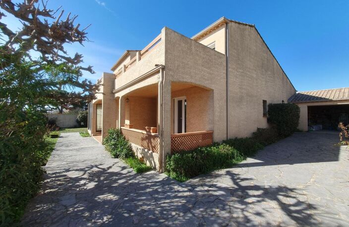 Charmante villa languedocienne avec jardin proche du centre ville — photo 2