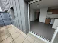 Blagnac T2 dernier étage grande terrasse et garage double — photo 2