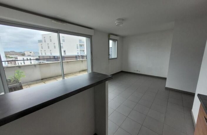 Blagnac T2 dernier étage grande terrasse et garage double — photo 5