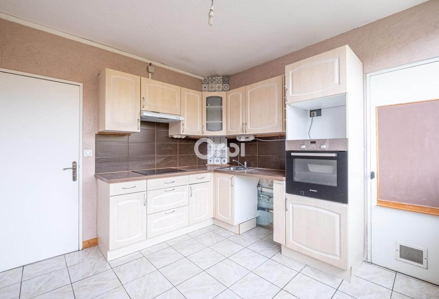 Appartement À Vendre Spécial investisseurs! Vendu avec locataires en place — photo 1
