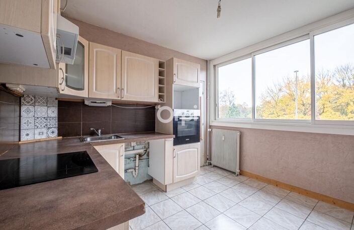 Appartement À Vendre Spécial investisseurs! Vendu avec locataires en place — photo 2