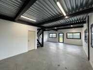 Commerce  550 m² — photo 2