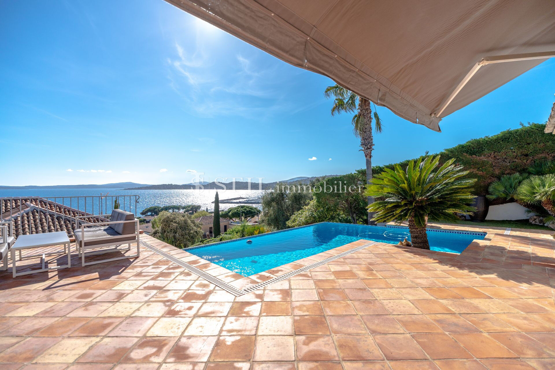 Villa / Maison  T5 à louer Issambres (Les) 83380