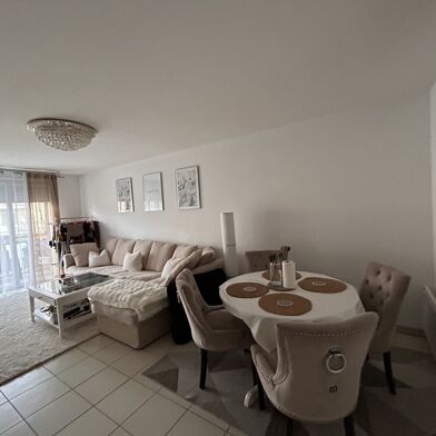 Appartement 4 pièces 200000 €