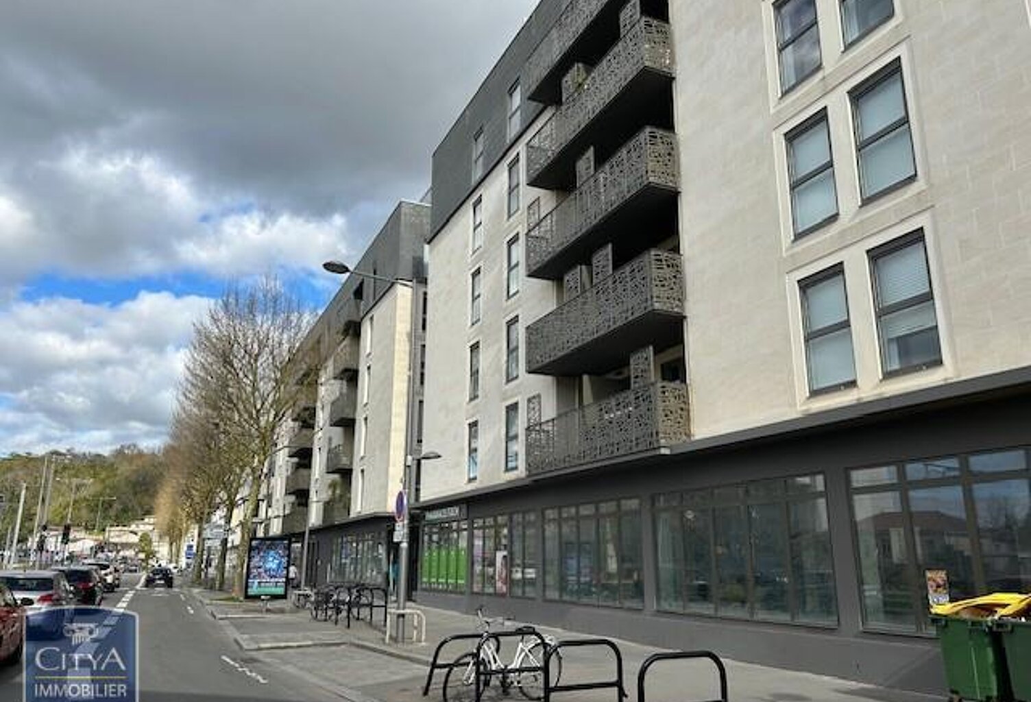 Vente garage   Cenon (33150) — photo 1
