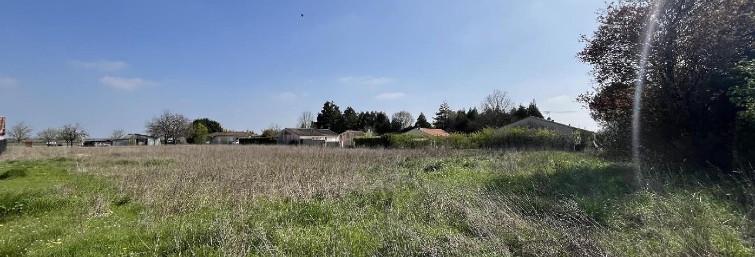 Terrain  2500 m² à vendre à Gimeux (16130)