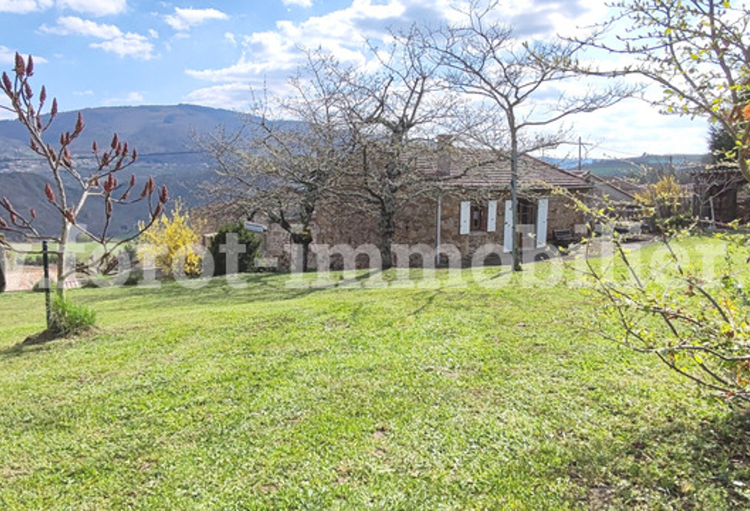 maison pierres — photo 1